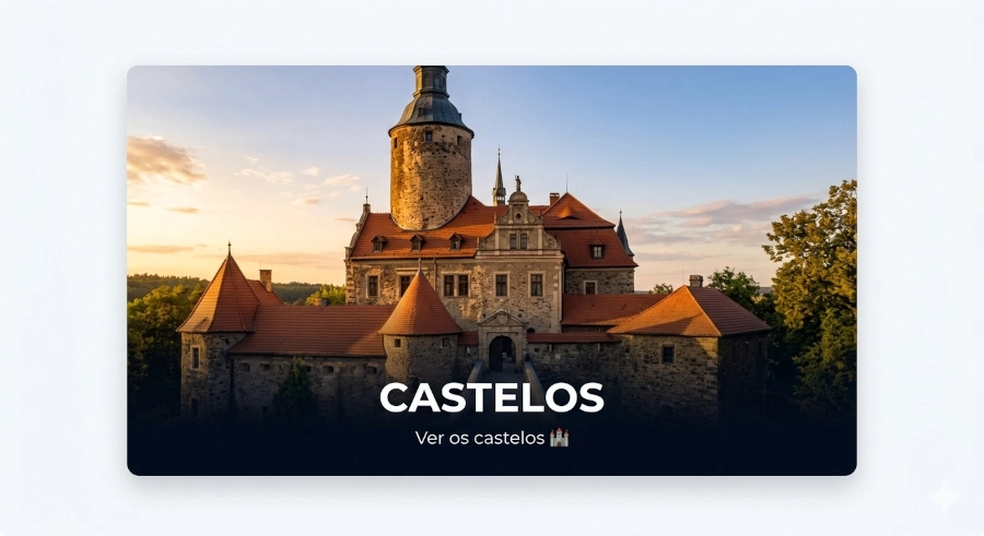 Fotografia do Castelo de Czocha iluminado pelo pôr do sol, representando a categoria de castelos poloneses.